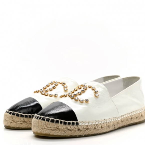 perfect condition Chanel Espadrilles with Swarovski Crystal CC - Picture 2 of 8